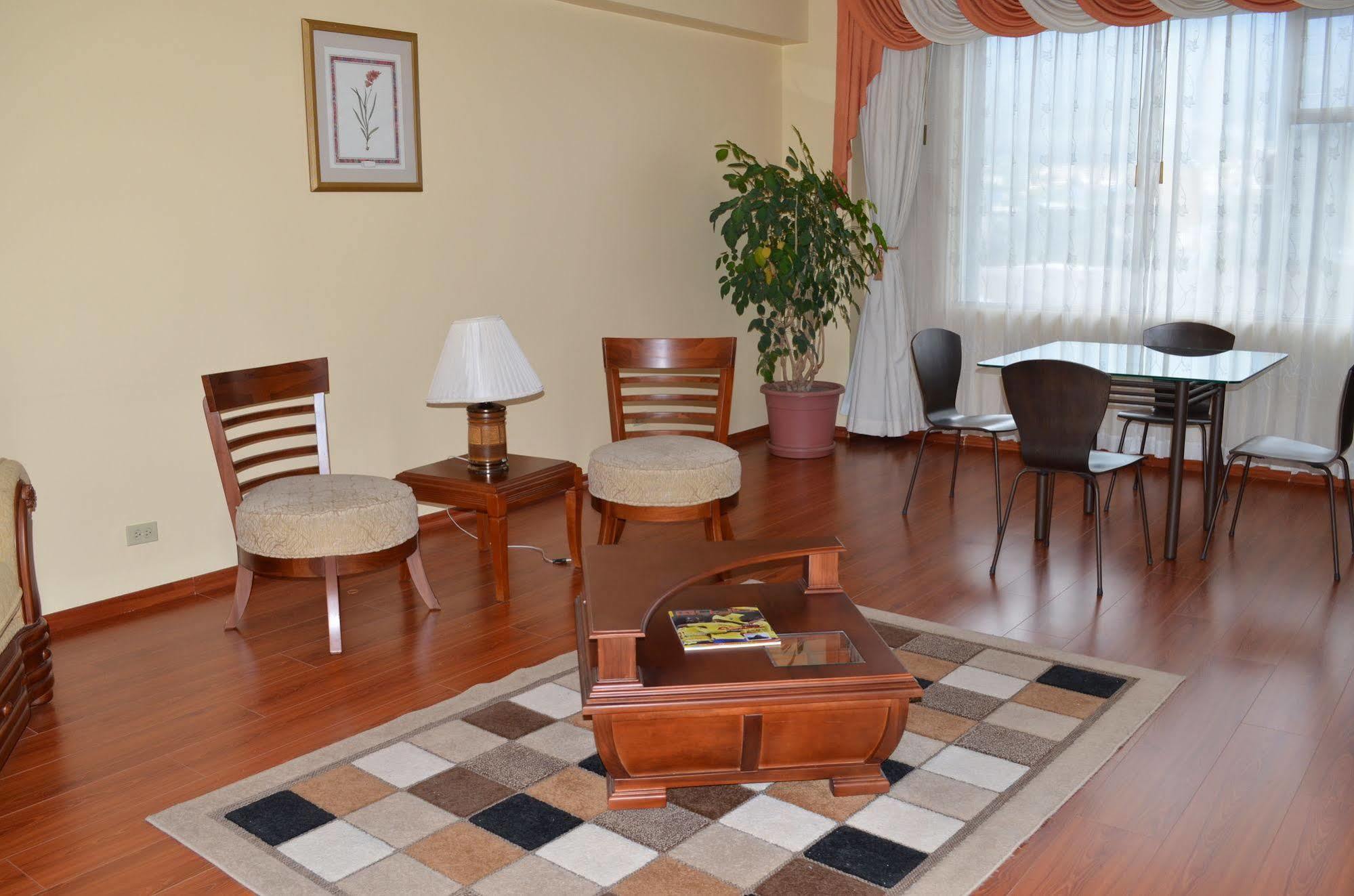 Hotel Tambo Real Кито Экстерьер фото